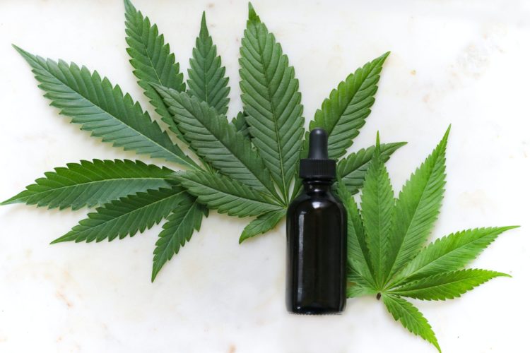 CBD-olie: uitkijken dat je niet wordt geflest