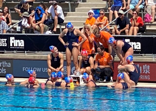 ‘Onze’ waterpolodames verdienen support bij WK!