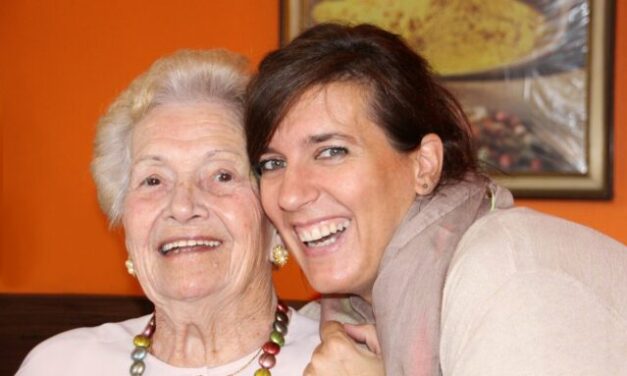 “Ik betaal iemand om moeder te bezoeken”