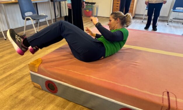 Cursus Zeker Bewegen leert je vallen én opstaan