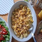 Sjiek kliekje: gegrilde bloemkool, salade en friet